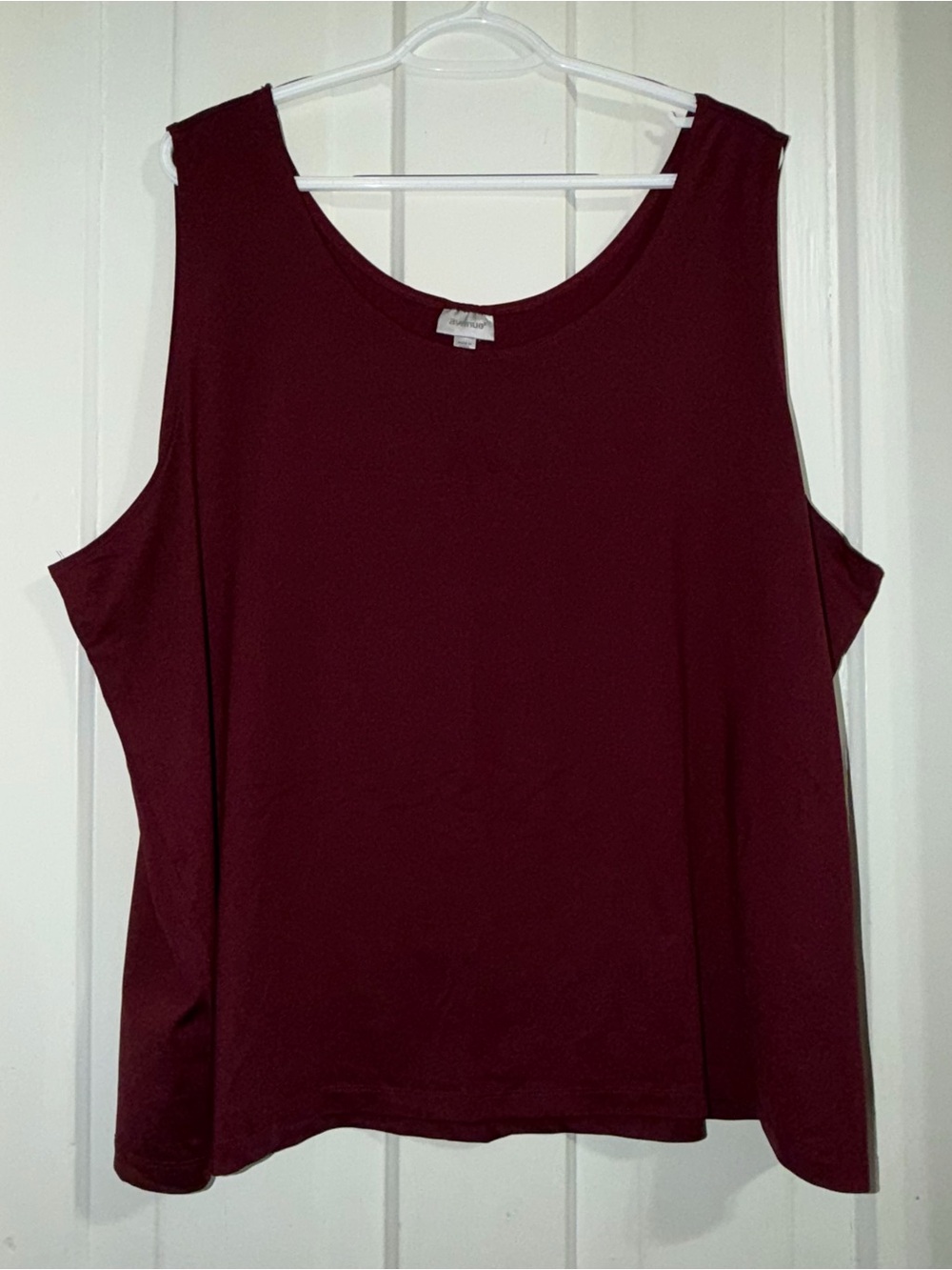 Women's plus size 30 tank top shirt‎ Classic Sleeveless Tank Top - Burgundy